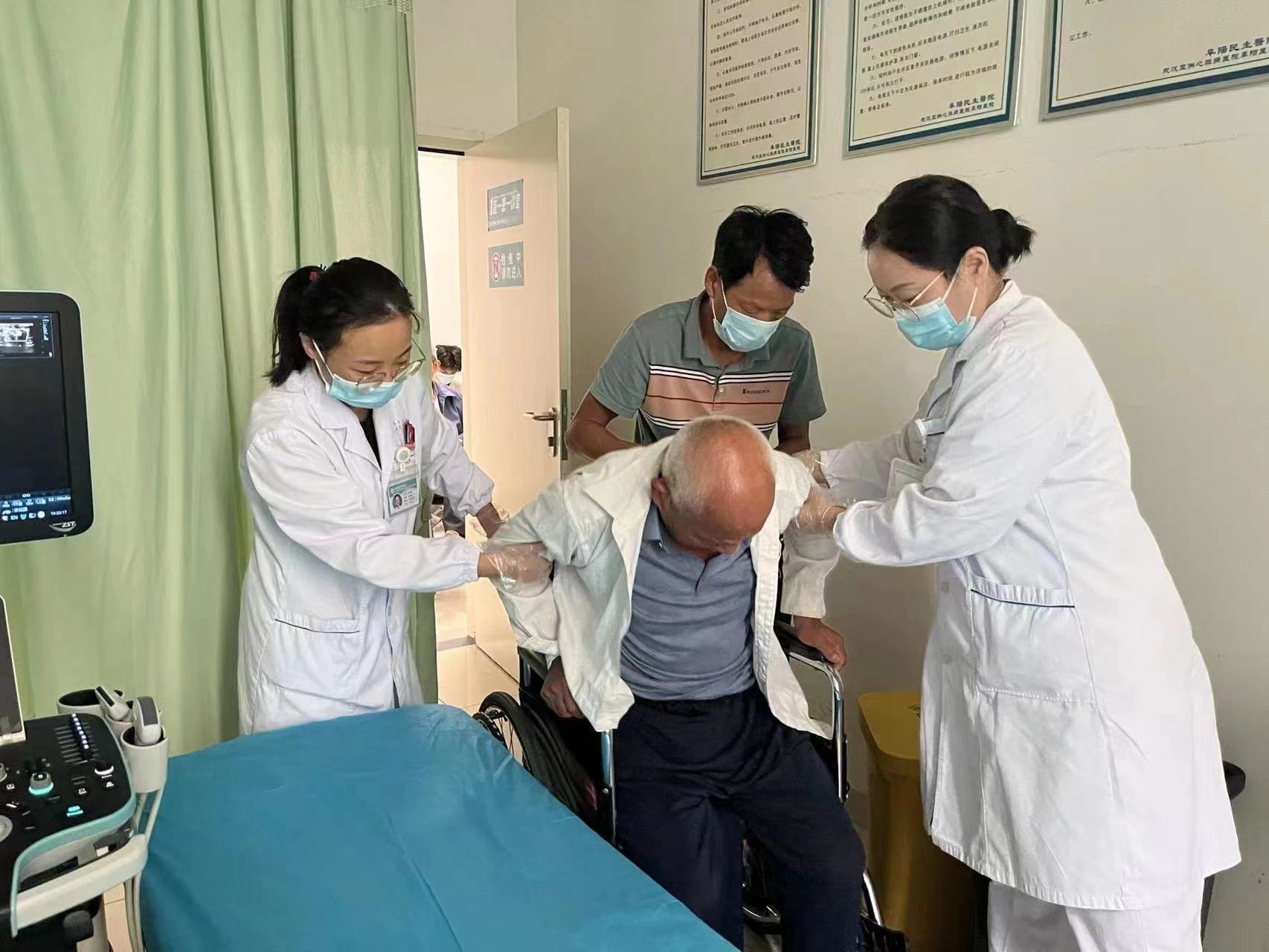 心中有患者 服务更温暖——阜阳民生医院超声科副主任朱陈影